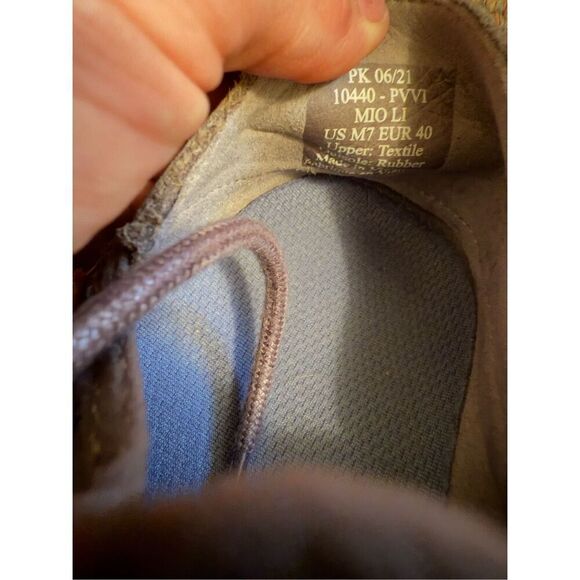 OluKai Mio Li Sneaker Mens Sz M 7 (EU 40) Gray Low Top Outdoors Athletic Sneake - Picture 3 of 9